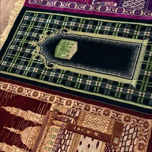 Prayer rug